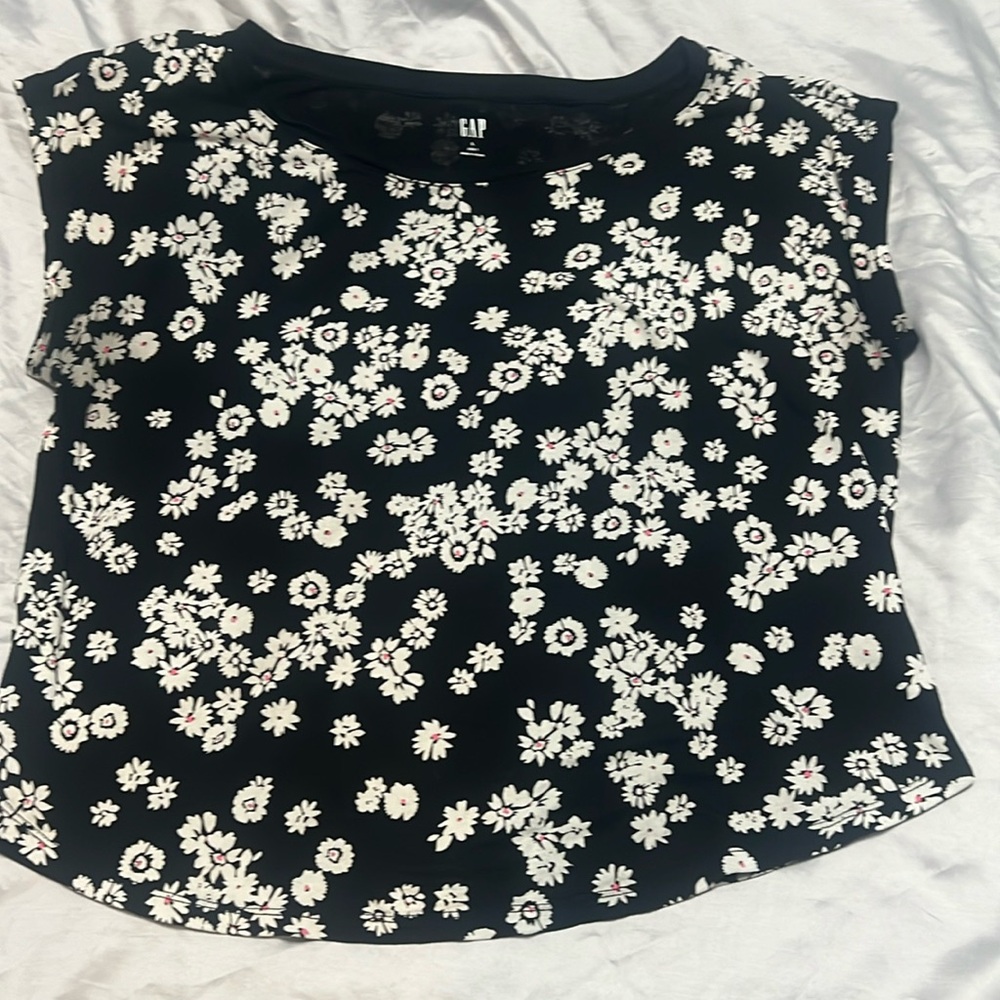 Luxe GAP shirt